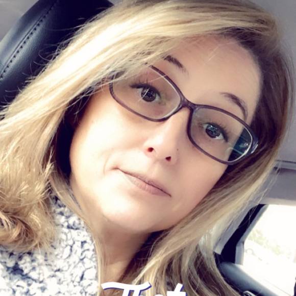 Meet your Posher, Kc - Picture 1 of 1